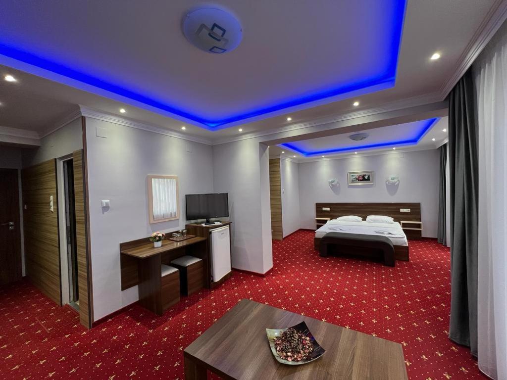 Vila Cristal Baile Felix Luaran gambar